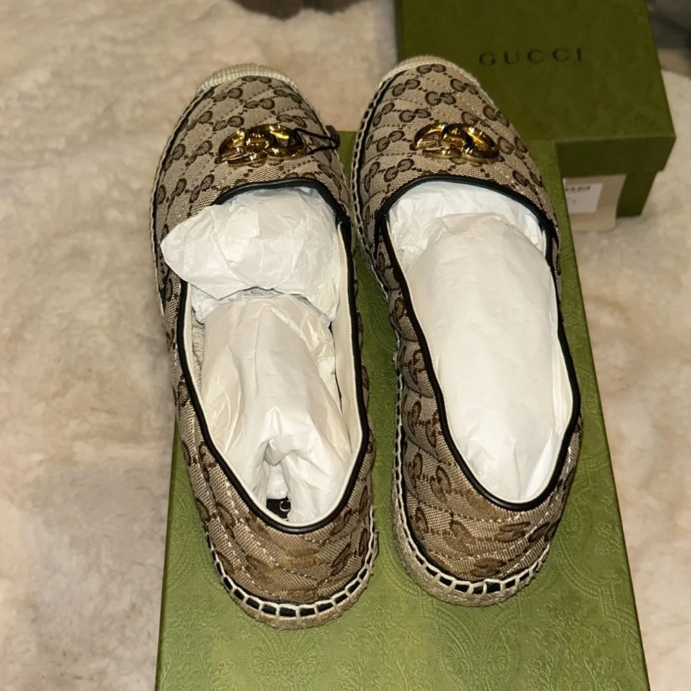 Gucci Beige and Gold GG Espadrilles - Picture 3 of 6
